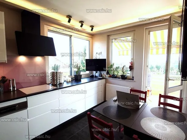 Eladó lakás Budapest XI. kerület, Sashegy 83 nm
