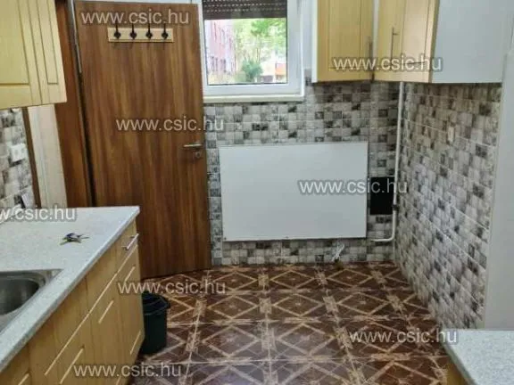 Kiadó lakás Budapest IV. kerület, Újpest 43 nm