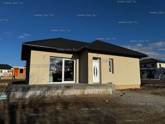 Eladó ház Vácrátót 80 nm