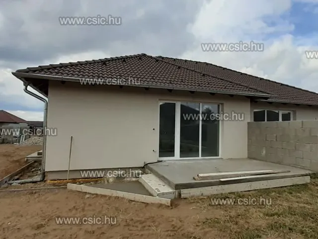 Eladó ház Vácrátót 84 nm
