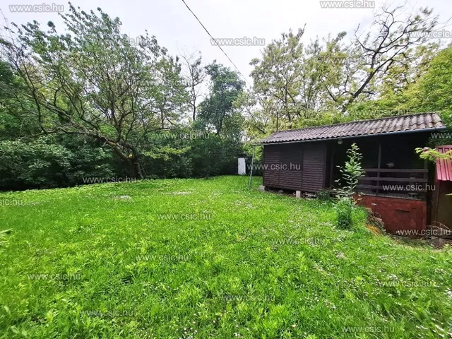 Eladó telek Pomáz 800 nm