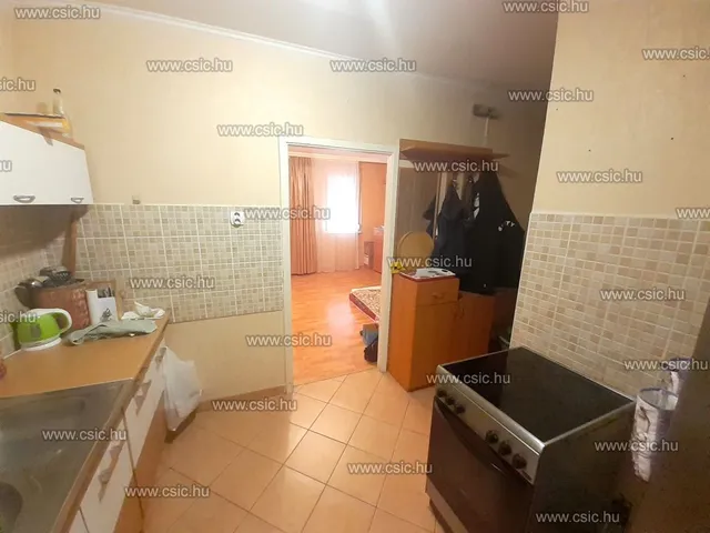 Eladó lakás Budapest III. kerület 31 nm