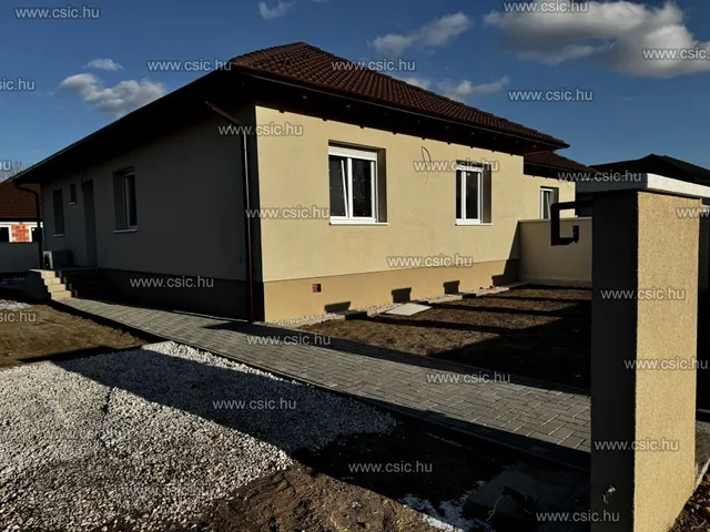 Eladó ház Vácrátót 95 nm