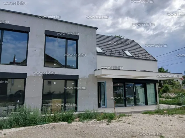 Eladó ház Solymár 147 nm