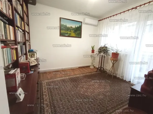 Eladó lakás Budapest XII. kerület 70 nm