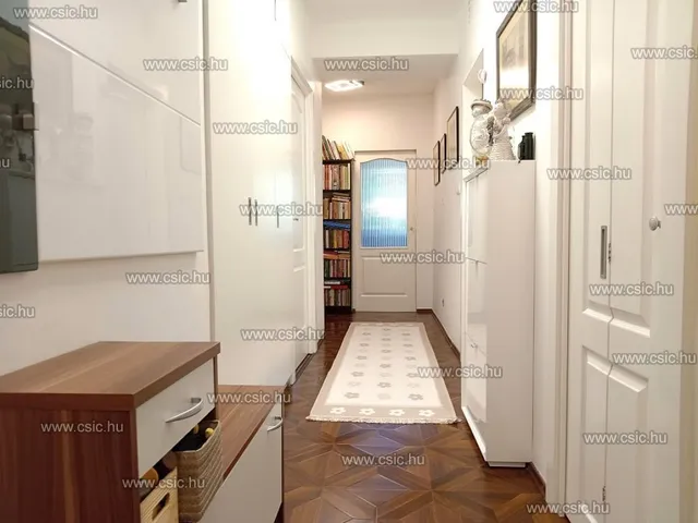 Eladó lakás Budapest XII. kerület, Mártonhegy 70 nm