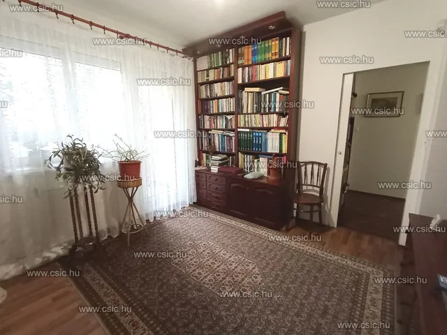Eladó lakás Budapest XII. kerület 70 nm