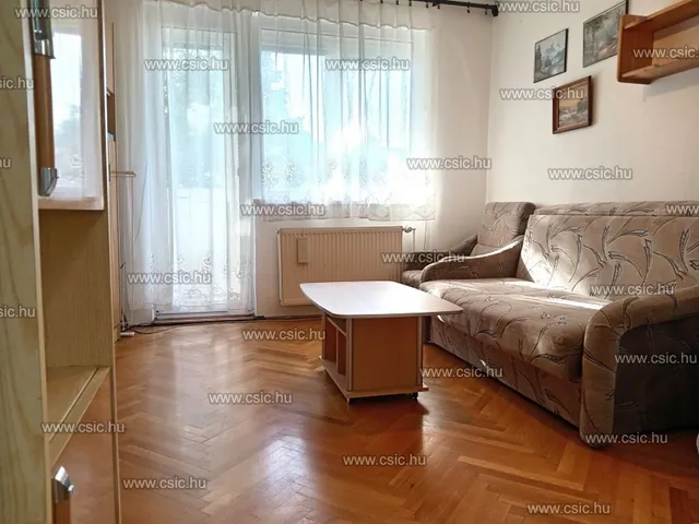 Eladó lakás Budapest XII. kerület 38 nm