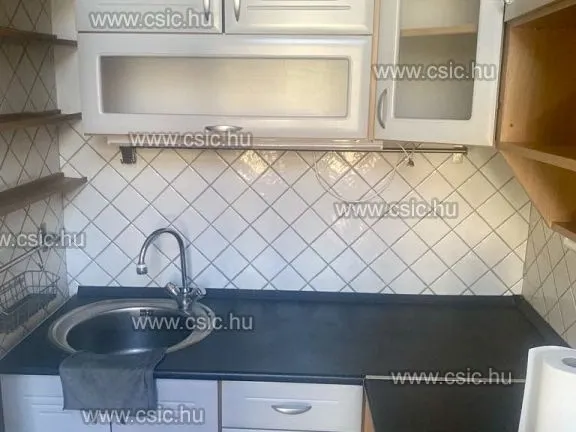Eladó lakás Budapest XIV. kerület, Herminamező 42 nm