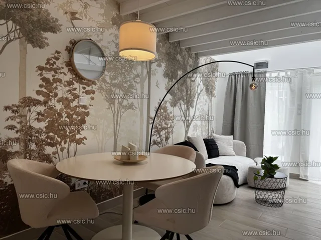 Eladó ház Budapest II. kerület, Pesthidegkút-Ófalu 49 nm