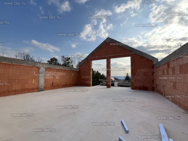 Eladó ház Pilisborosjenő 140 nm