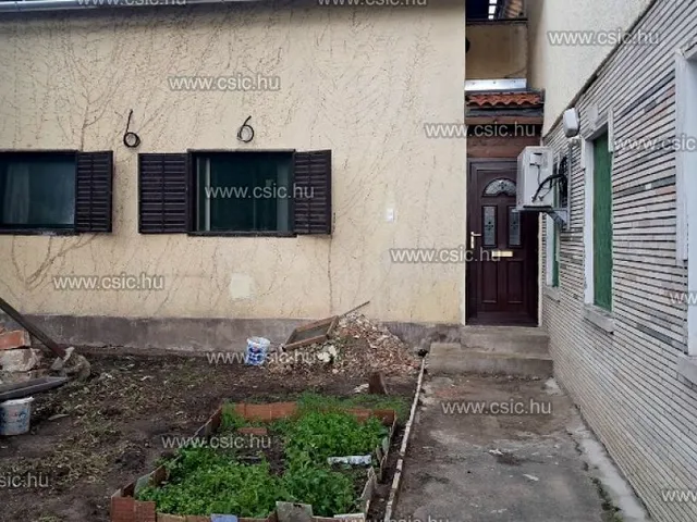 Eladó ház Budapest XV. kerület, Újpalota 88 nm