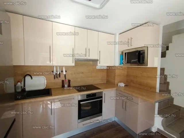 Eladó ház Budapest XVI. kerület, Rákosszentmihály 72 nm