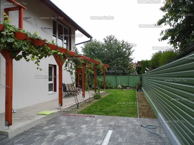 Eladó ház Budapest XVI. kerület, Rákosszentmihály 72 nm