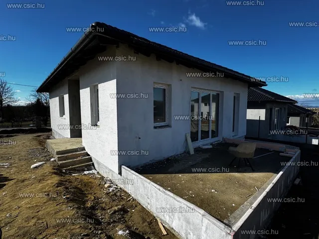 Eladó ház Őrbottyán 115 nm