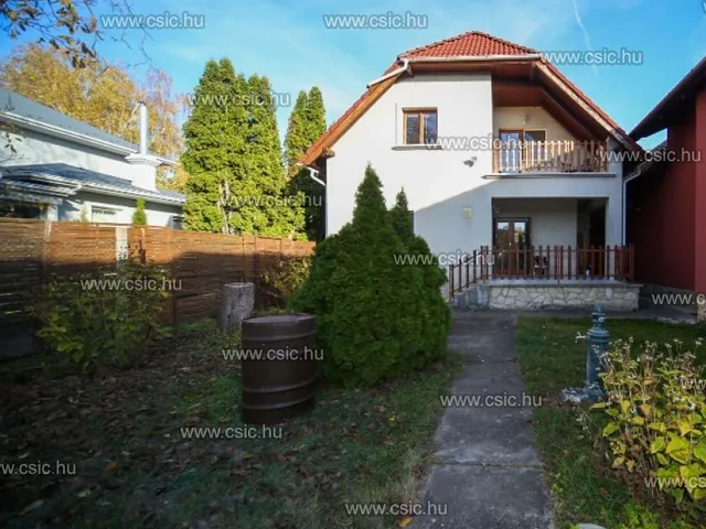 Eladó ház Budapest III. kerület, Csillaghegy 150 nm