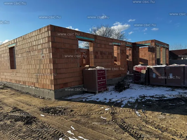 Eladó ház Vácrátót 96 nm