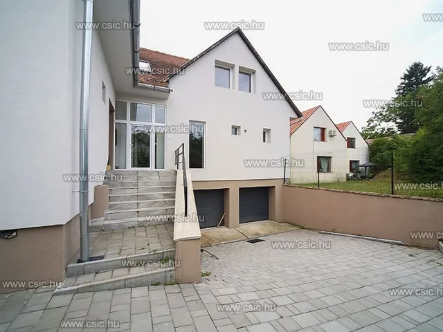 Eladó ház Nagykovácsi 145 nm