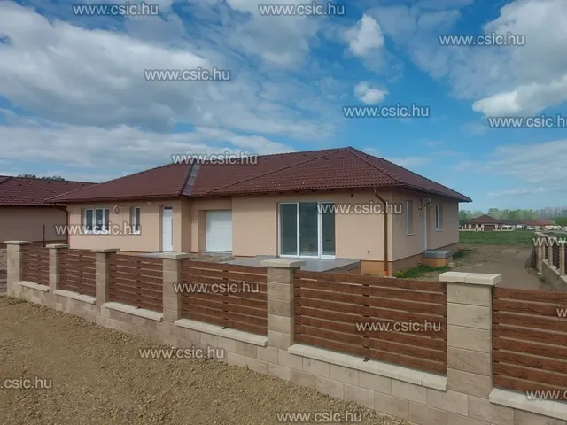 Eladó ház Vácrátót 80 nm