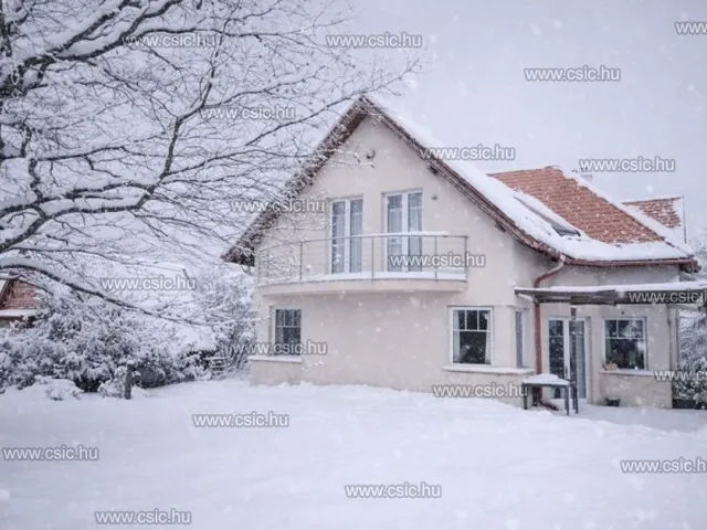 Eladó ház Nagykovácsi 285 nm