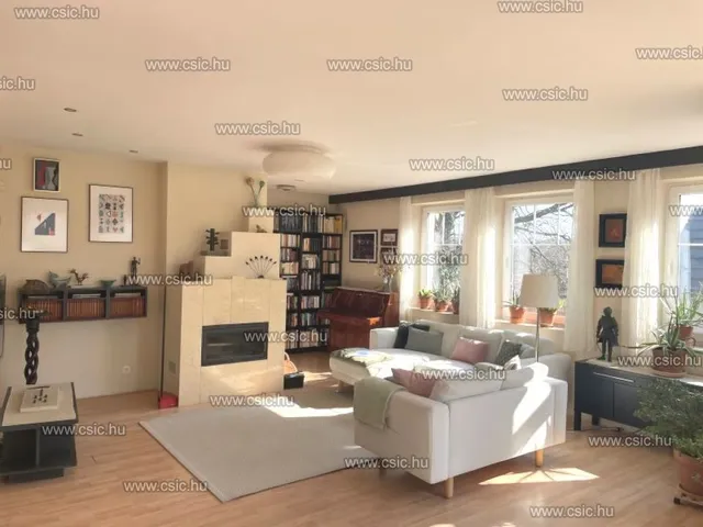 Eladó ház Nagykovácsi 285 nm