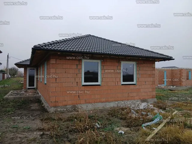 Eladó ház Kiskunlacháza 106 nm