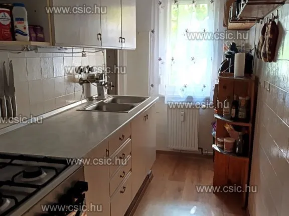 Eladó lakás Budapest II. kerület, Újlak 60 nm