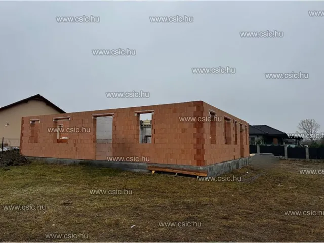 Eladó ház Vácrátót 79 nm