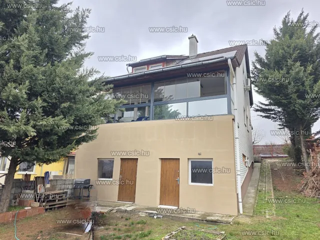Eladó ház Pilisborosjenő 231 nm