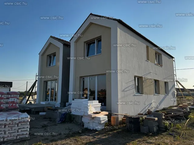 Eladó ház Vácrátót 111 nm