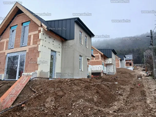 Eladó ház Pilisborosjenő 127 nm