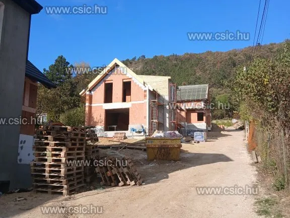 Eladó ház Pilisborosjenő 114 nm