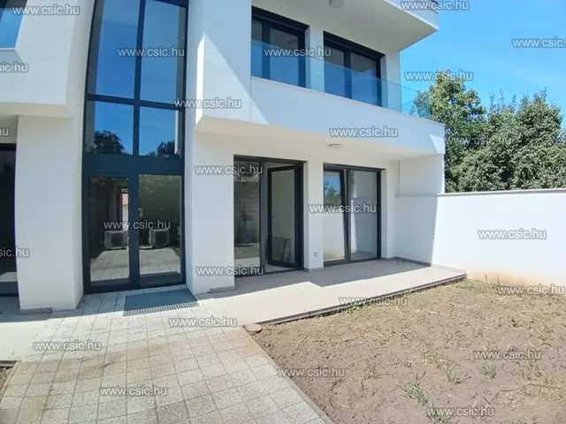 Eladó lakás Vác 79 nm