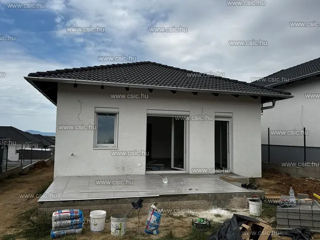 Eladó ház Őrbottyán 84 nm
