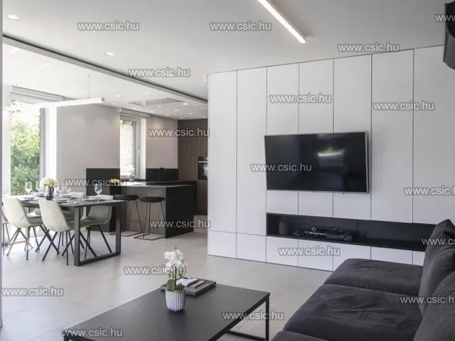 Eladó ház Budapest XVII. kerület, Rákoshegy 150 nm