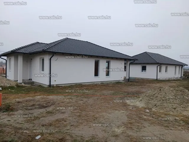 Eladó ház Kiskunlacháza 99 nm