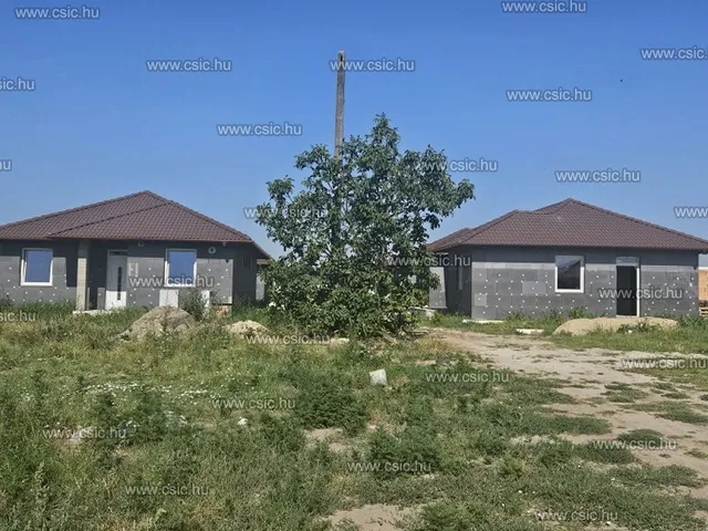 Eladó ház Kiskunlacháza 99 nm