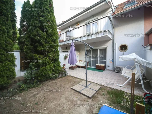 Eladó ház Budapest III. kerület, Békásmegyer 136 nm