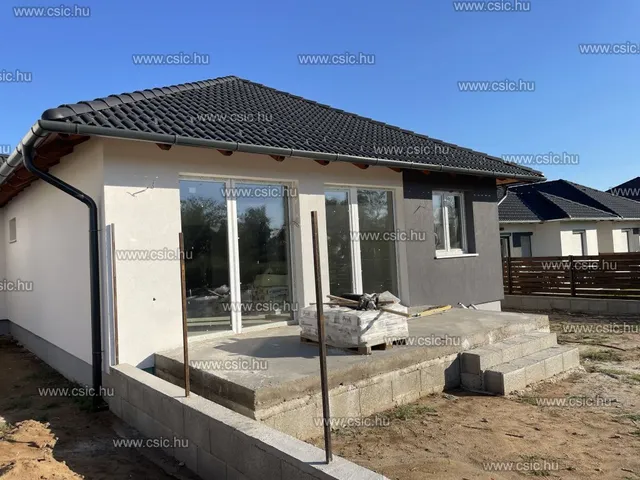 Eladó ház Fót 125 nm