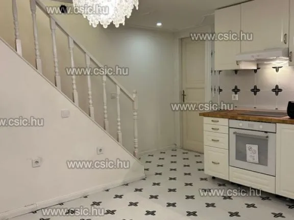 Eladó lakás Budapest V. kerület, Belváros  90 nm