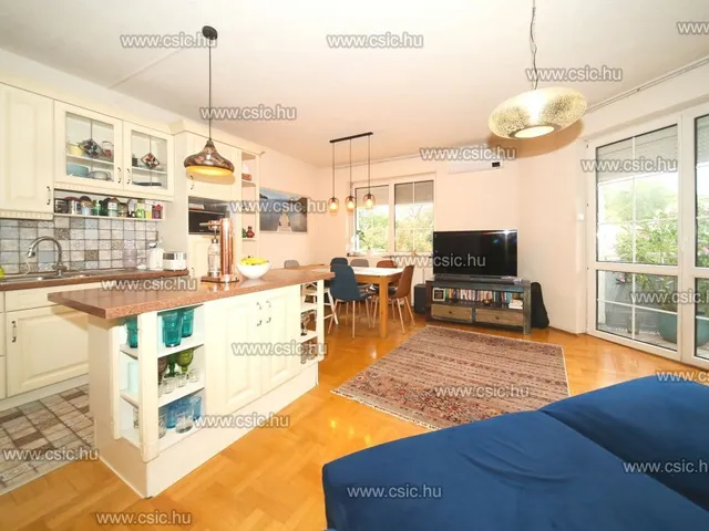 Eladó lakás Budapest III. kerület, Csillaghegy 66 nm