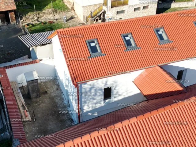 Eladó ház Budakalász 155 nm