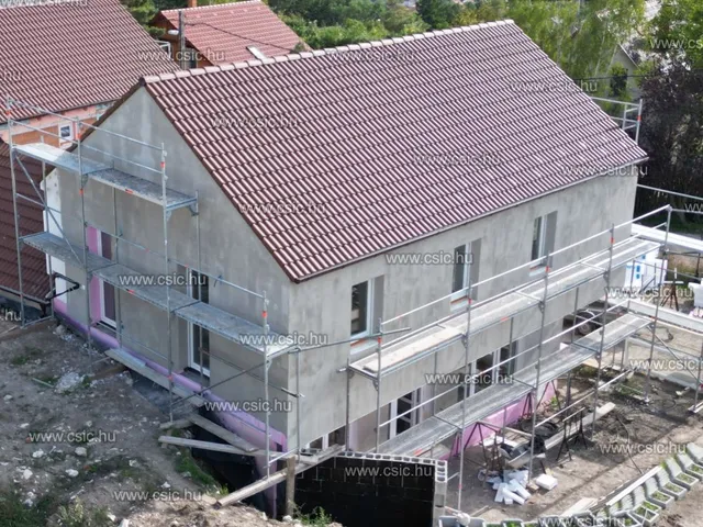 Eladó ház Pomáz 130 nm