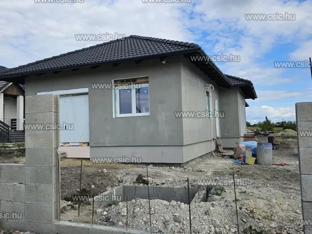 Eladó ház Érd 82 nm