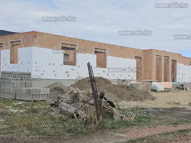 Eladó ház Érd 64 nm