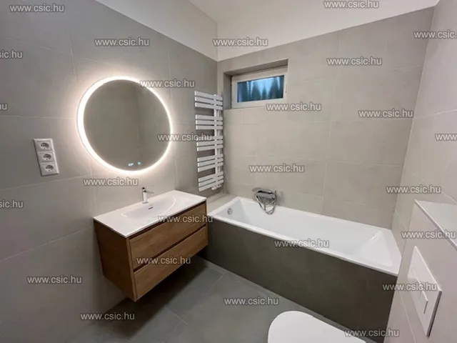 Eladó ház Budakalász 93 nm