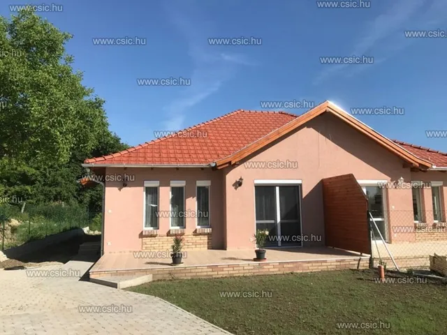 Eladó ház Budakalász 93 nm