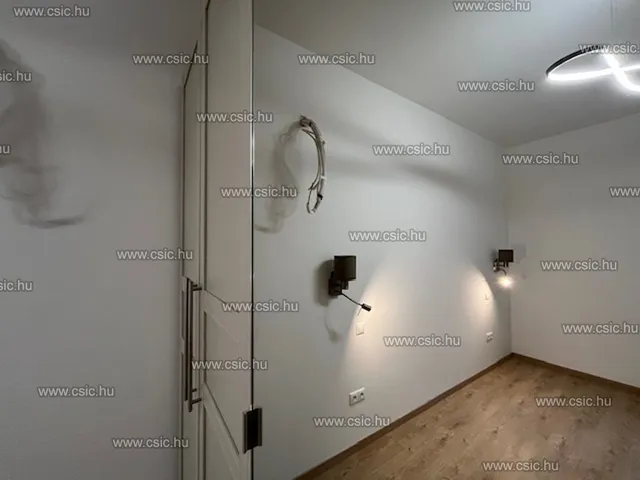 Eladó ház Budakalász 104 nm