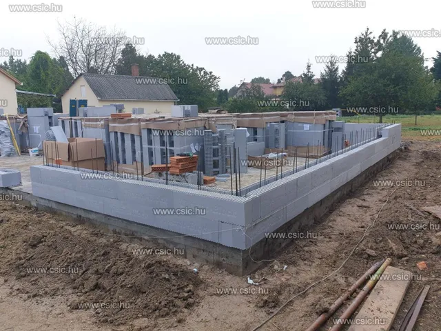 Eladó ház Sóskút 148 nm