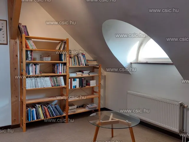 Kiadó lakás Budapest VI. kerület, Diplomatanegyed 200 nm